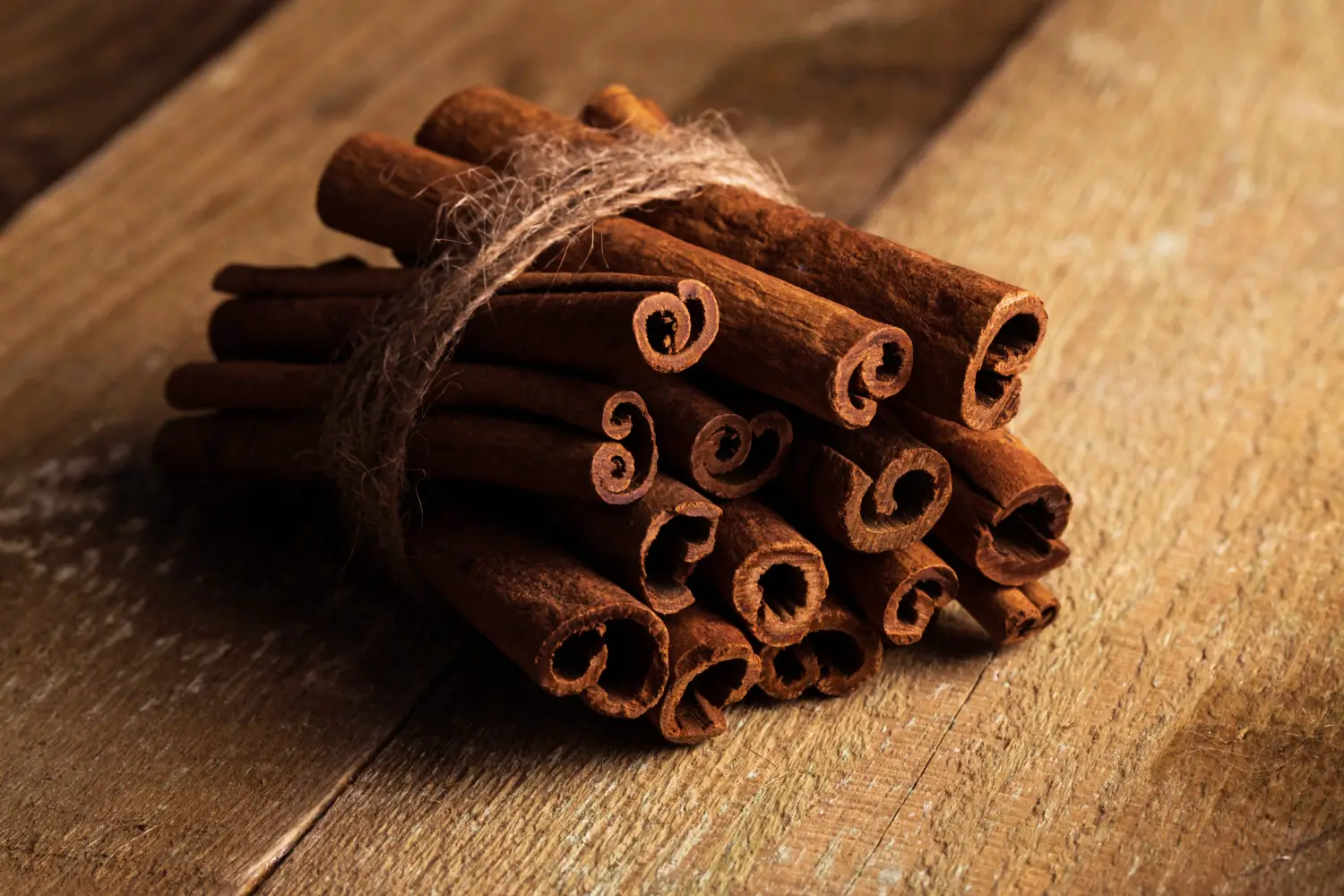 Cinnamon (Mdalasini)